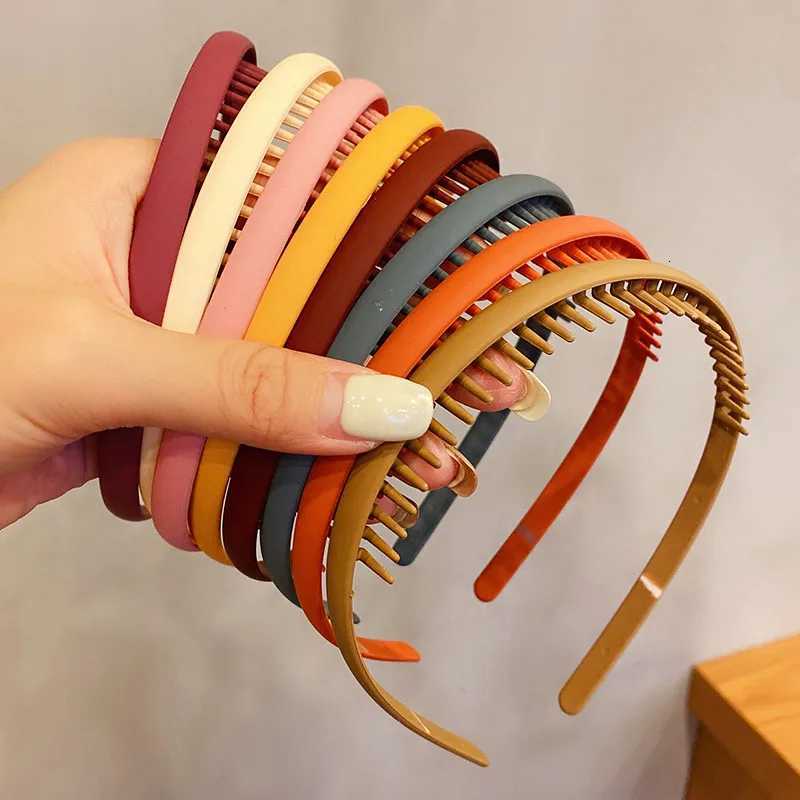 100pcs Simple Colorful Matte Toothed Hairbands Broken Hair Finishing Bands Outdoor Hair Hoop Wear Fashion Hair Accessories X250812