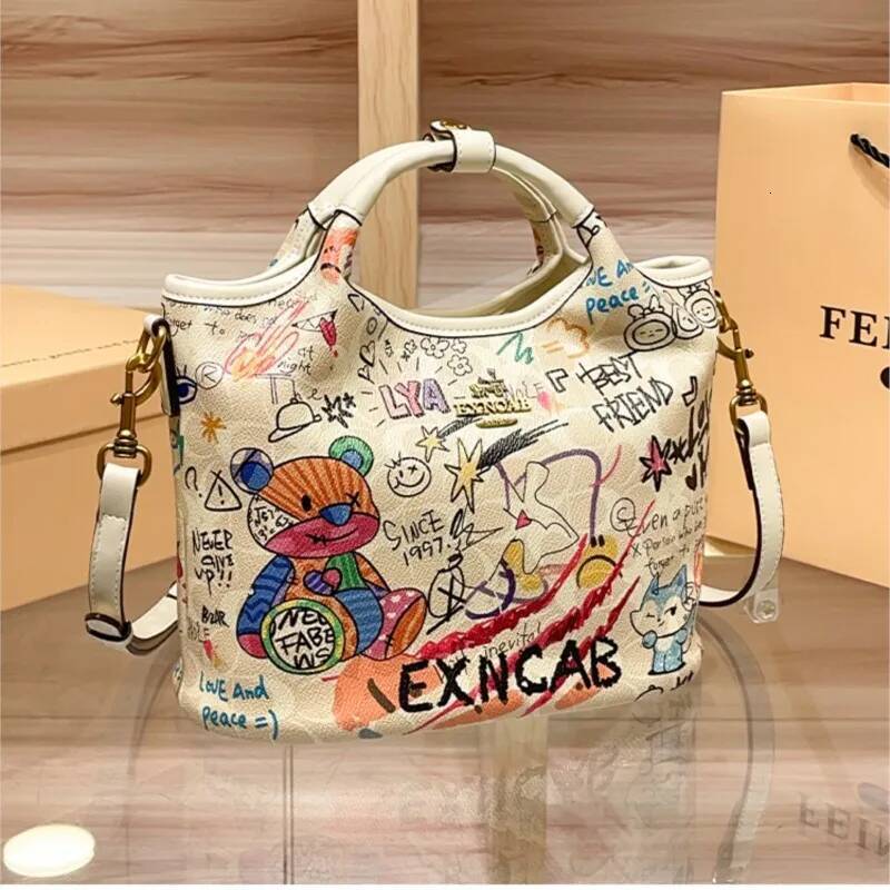 Brand Women's Graffiti 2025 New High end Fashion Multi functional Designer Shoulder Crossbody Bag Handbag
