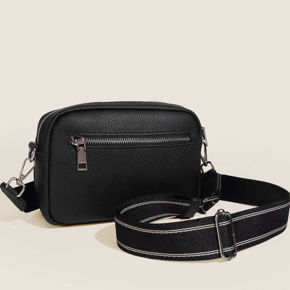 New Small Wide Strap Women's Single Shoulder Crossbody Square Bag Bohemian Multi-Pocket B5