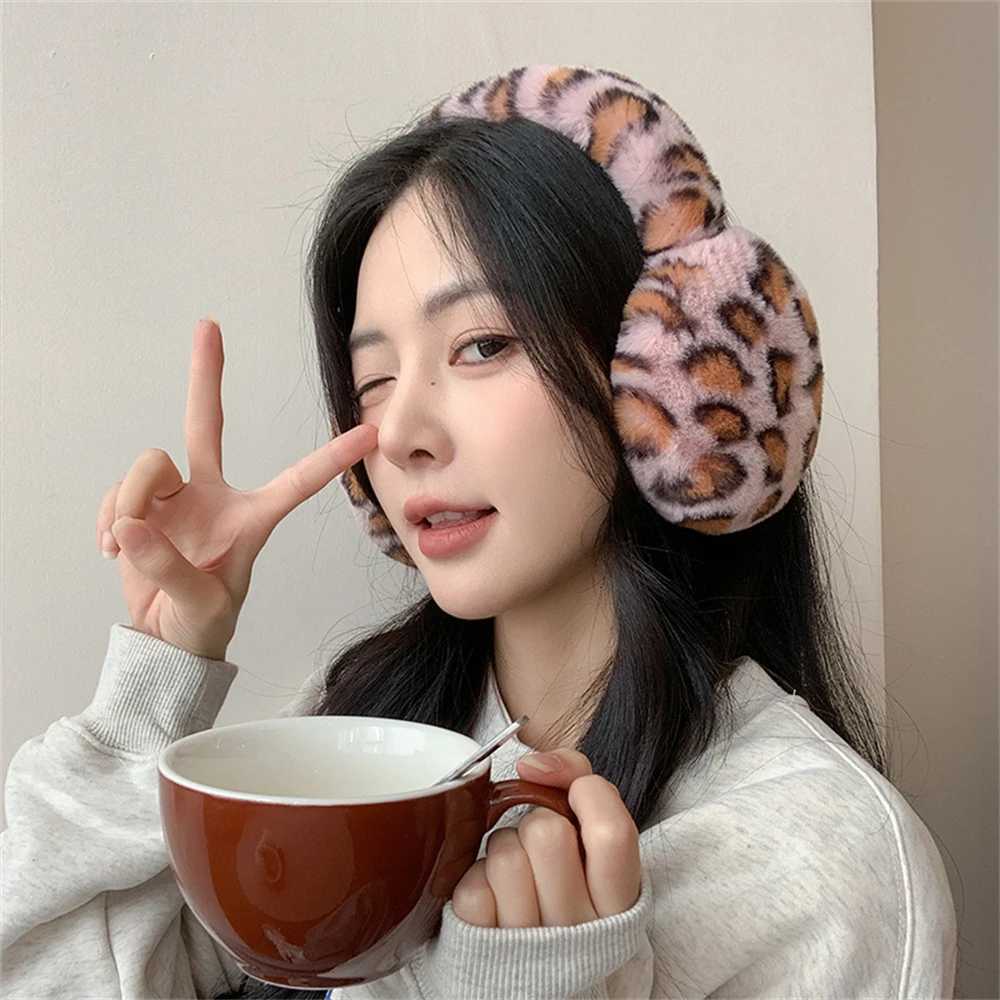 100% Cotton Thickened Winter Warm Ear Muffs Foldable Leopard Print Earmuffs Men and Women Windproof Frostproof Earlap Simple Plush Hairband XJ250812
