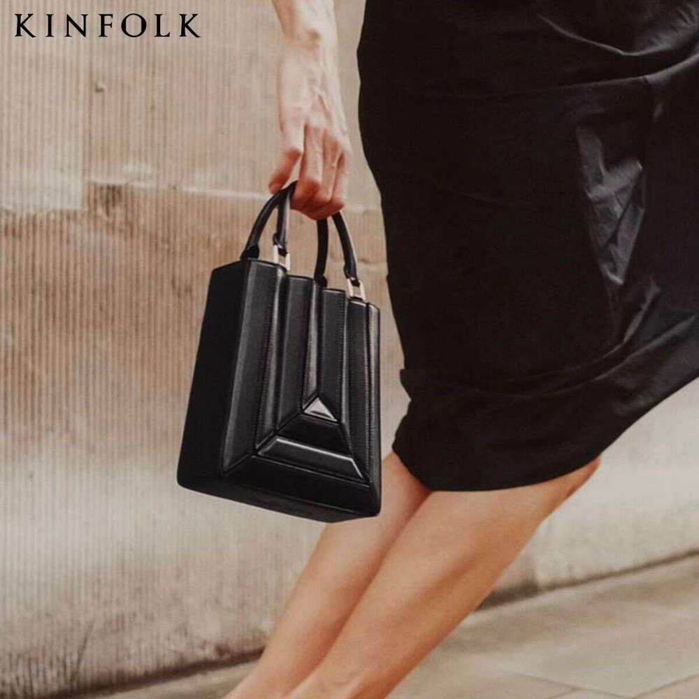 toteBag Shoulder bag ROSE NOIRE New Niche Design High End Stylish Ruched Fashion Versatile Trendy Single Crossbody Women S Handbag