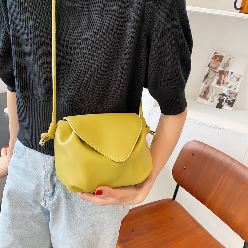 designer bag Summer High-End Niche Design Textured Small Bag for Women 2025 Luxury bag New Fashion Versatile Crossbody Bag