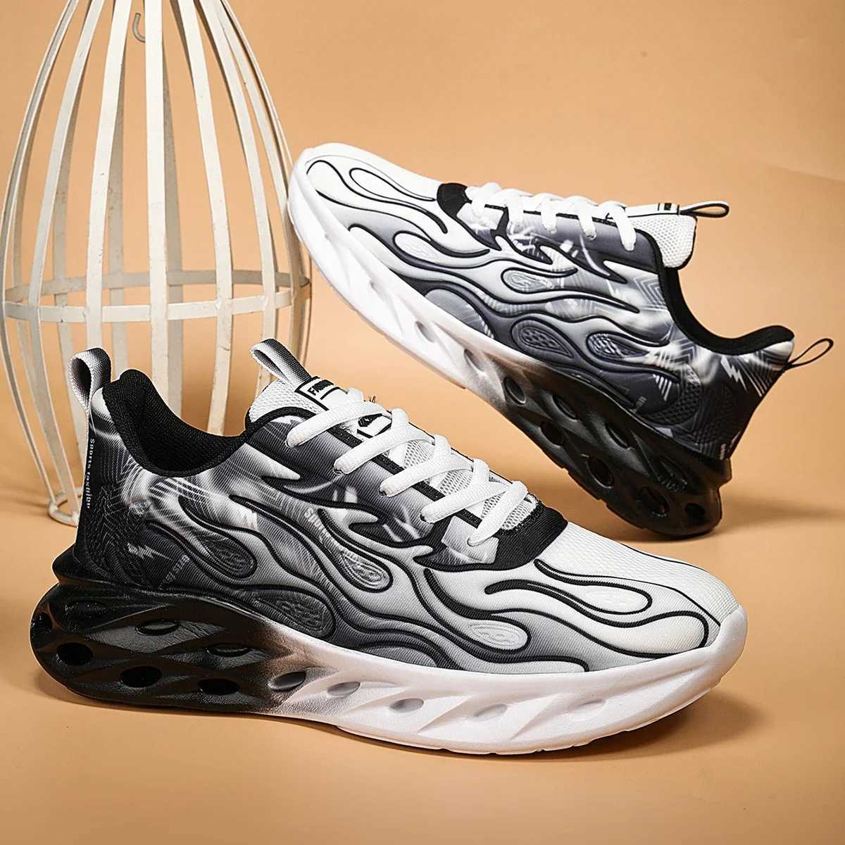 Sneaker Women Running Shoes Thick Sole Mesh Breathable Tennis Sports Shoes for Women Z250812