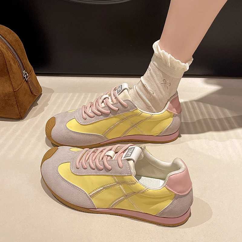 2025 Spring New Breathable Womens Casual Shoes Lace up Sports Shoes FAshion Flat Shoes Z250812