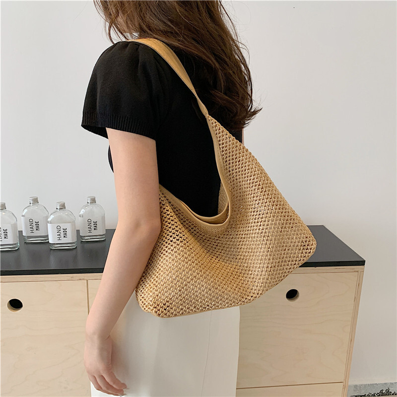 Woven Large Capacity Stylish 2024 New Fashion Personality Trendy Straw Tote Underarm Single Shoulder Women's Bag
