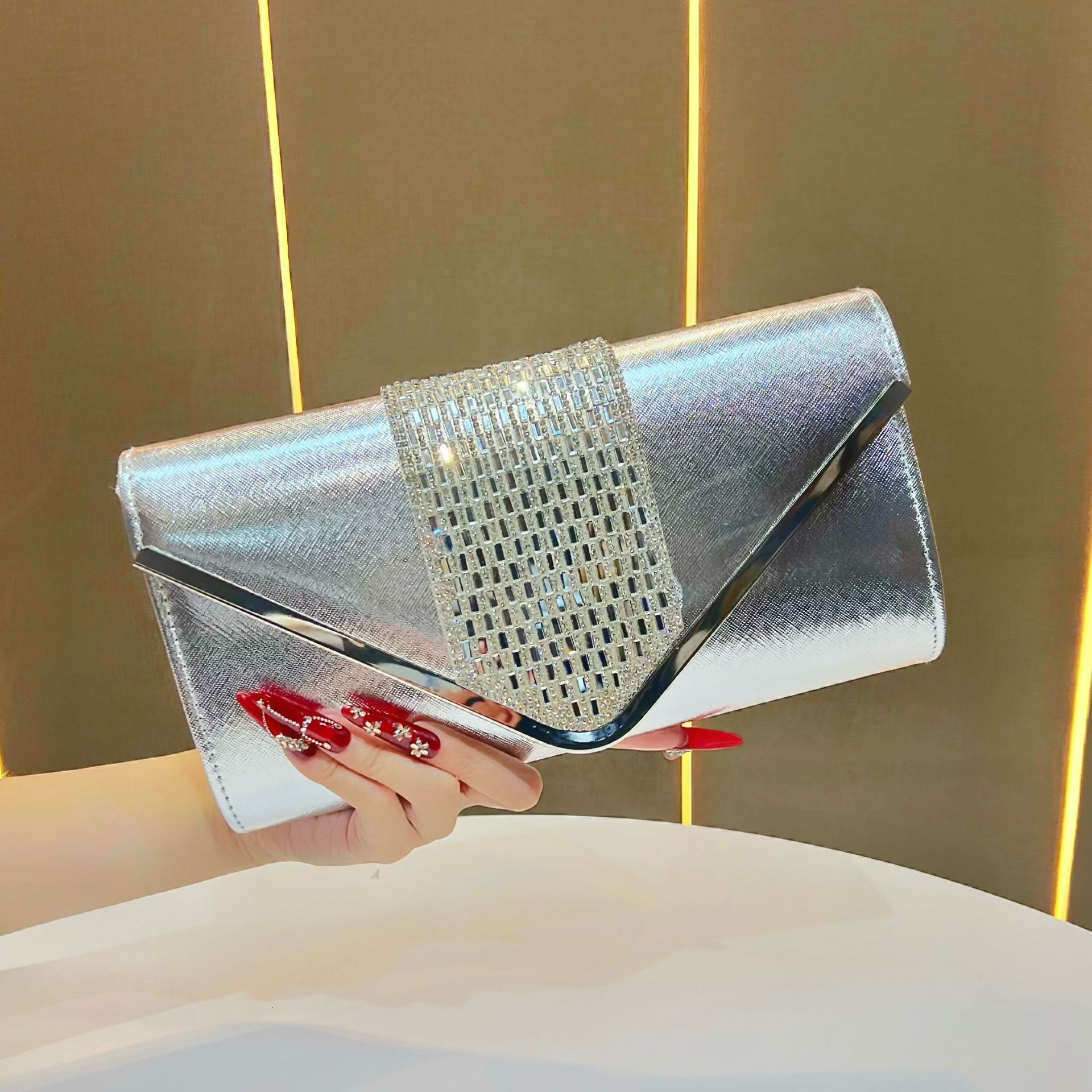 2025 Autumn New Women's Handbag with Diamond Inlaid Packaging Decoration, Hand held Bag, Autumn New Designer Bag, Women's Wallet