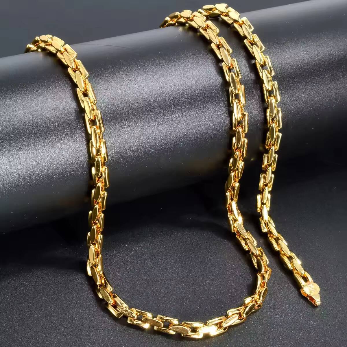 Custom Luxury Jewellery Italy 18k Gold Plated Copper Necklace and Bracelet Jewelry Sets Women