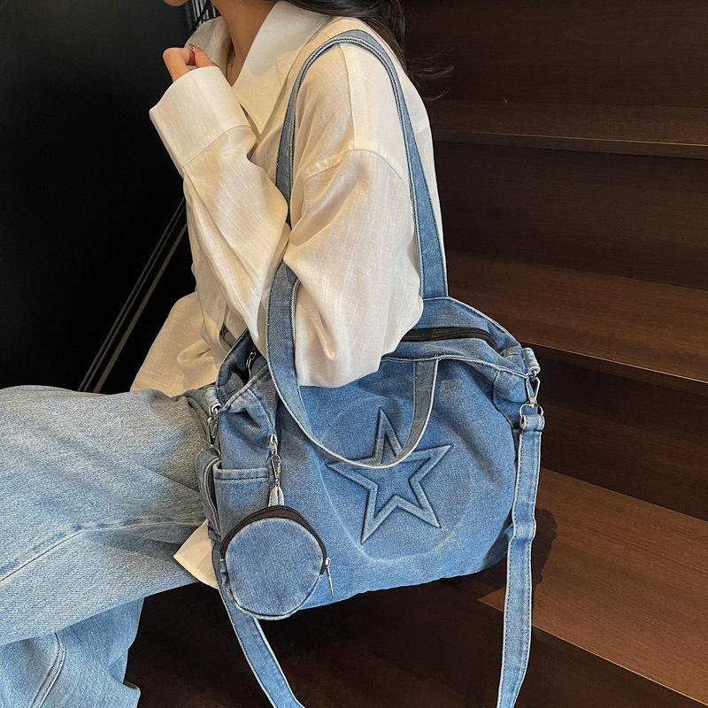 Denim Large Capacity Tote for Women New Casual Commuter Shoulder Fashionable Textured Crossbody Bag