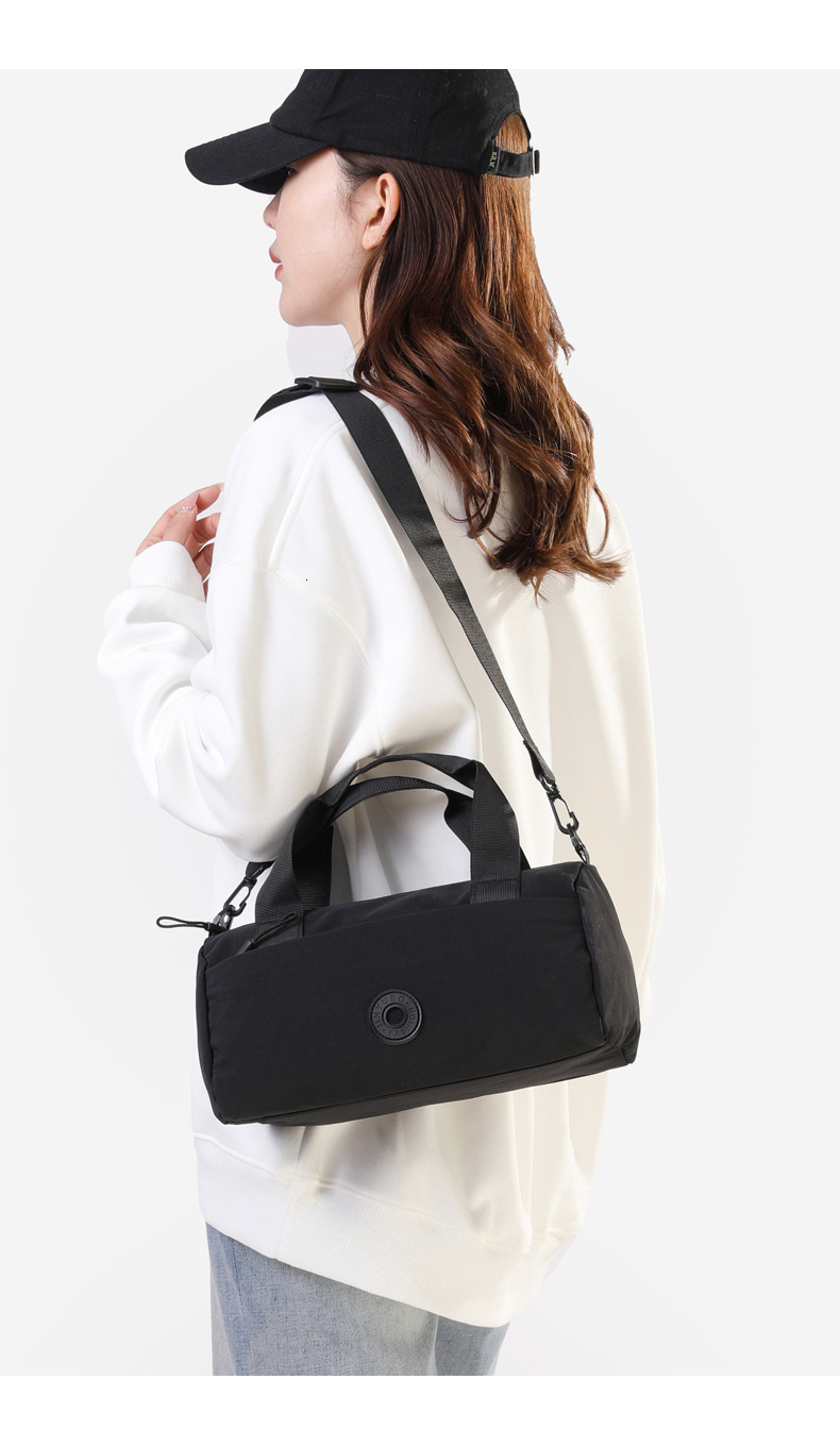 2025 Free Shipping New Women's Designer Handbag Fitness Bag Lightweight Storage Bag Large Capacity Shoulder Bag Multifunctional Small Travel Bag