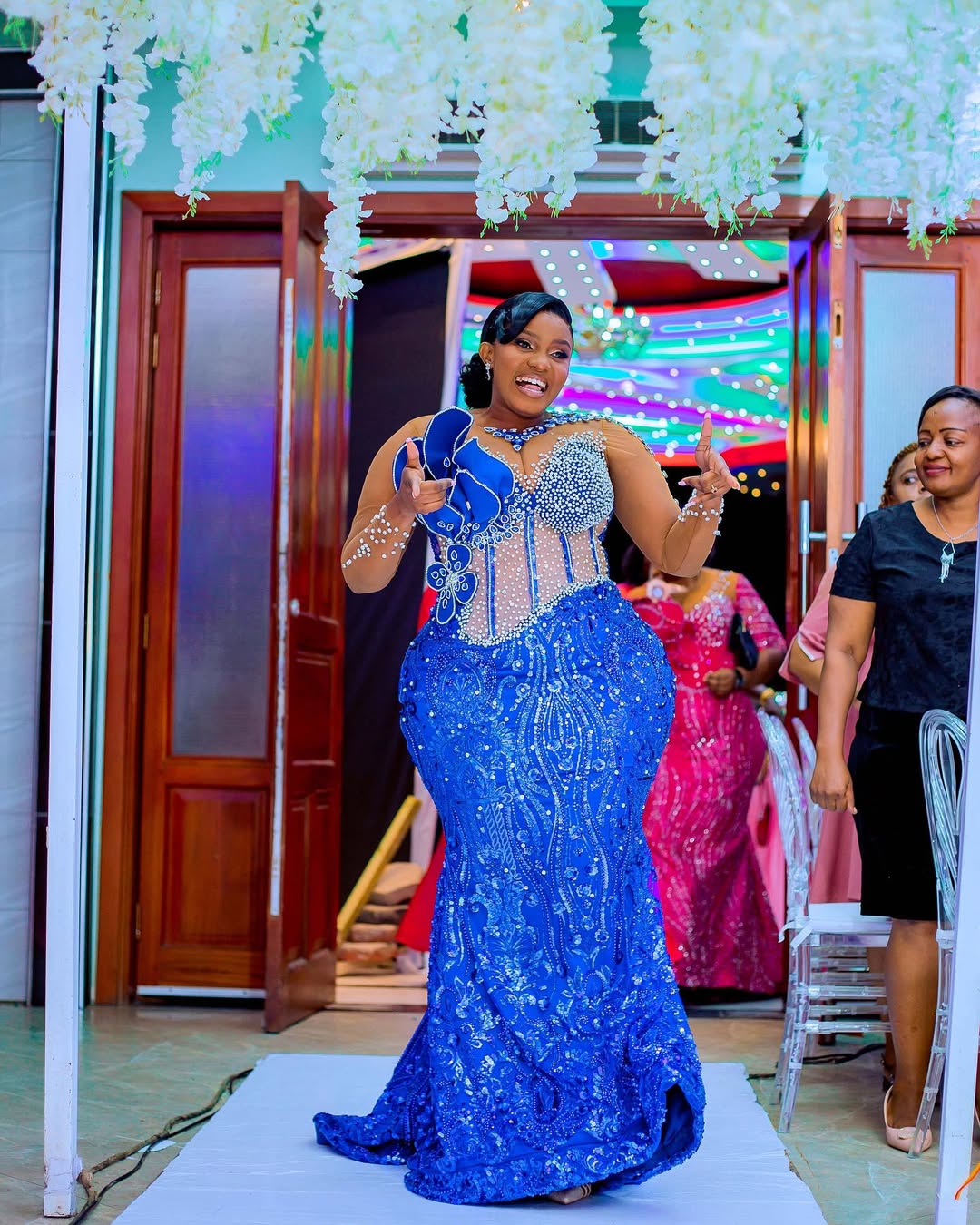 Mermaid Royal Blue Plus Size Prom Dress 2025 Evening Dresses For Special Occasions Sheer Neck Beaded Lace Flora Illusion Birthday Second Reception Gow