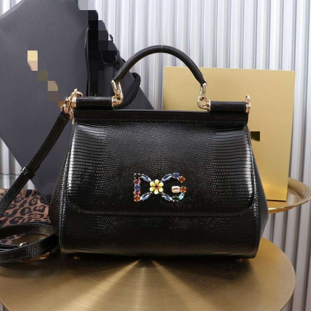 Spring New Fashion High-end Single Shoulder Crossbody Bag Gold Silver Handbag