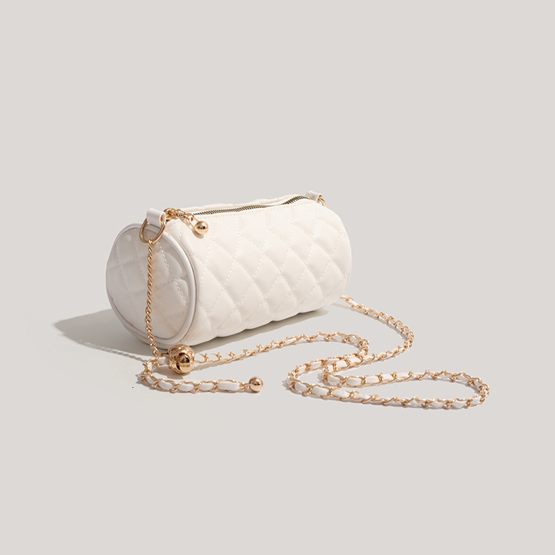 This Year's Trendy Fall/Winter Crossbody Small for Women 2025 New Quilted Chain Cylinder Bag High-Quality Texture Niche ddmymoon