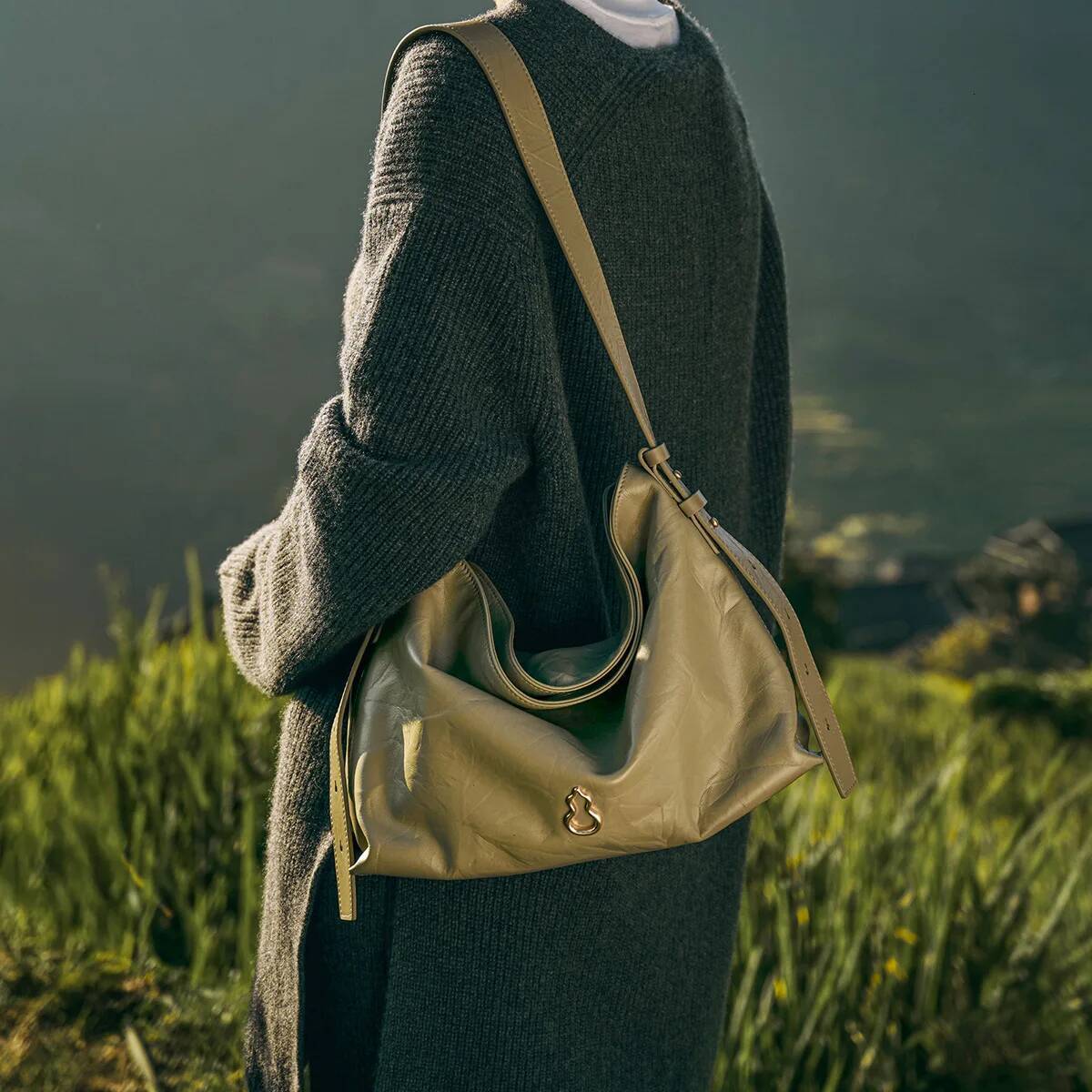 BAMPO 2025 New Hobo Medium Size Top Grain Leather Tote Commuter Crossbody Shoulder Bag