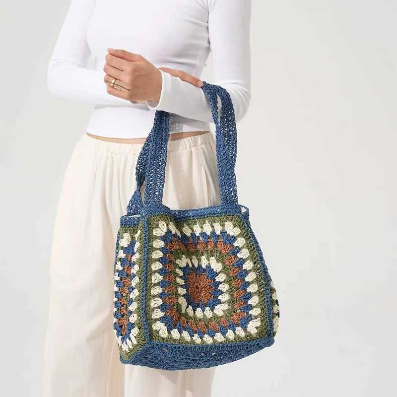 Granny Square Straw Shoulder Bag Boho Ethnic Contrast Color Crochet Women Tote Bag Roomy Summer Beach Vacation Handwoven Handbag Z250812