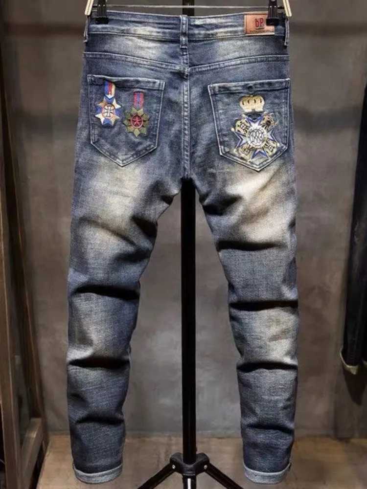 2024 Summer New Fashion Trend Printed Ripped Jeans Mens Casual Slim Comfortable Breathable High-Quality Denim Pants 28-36 X250812