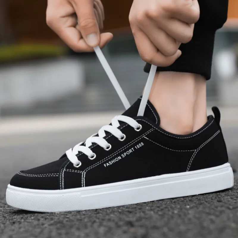 Mens Casual Shoes Classic Breathable Canvas Shoe Lace-up Vulcanize Shoes for Men Lightweight Walking Flats Big Size 48 Mens Tennis Z250812
