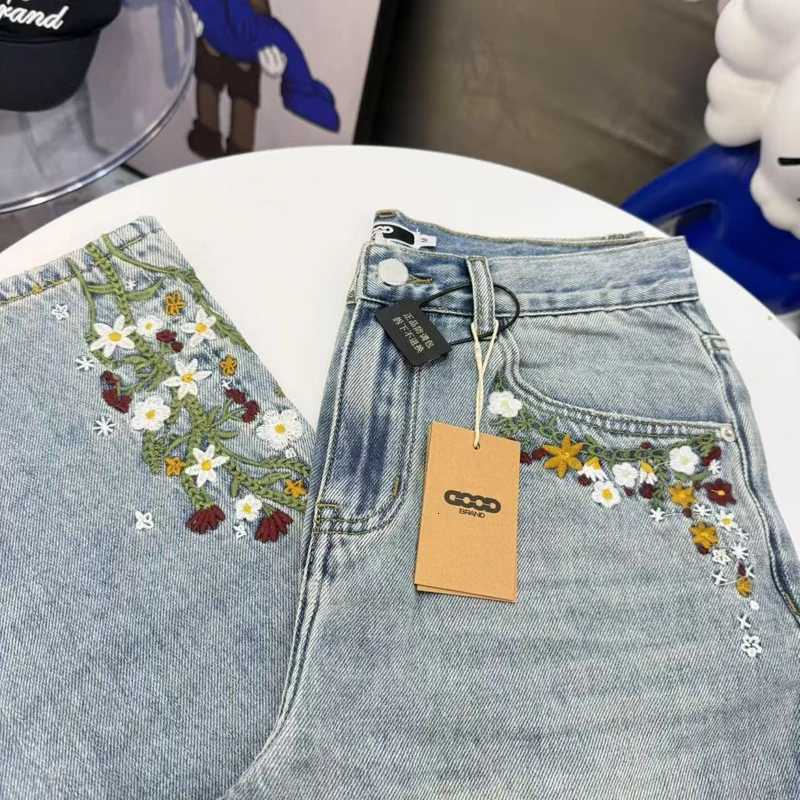 25SS New Unisex Goodbrand Jeans Fashion Retro Washed Straight-leg Trousers Colorful Flower Embroidery GOODBRAND Denim Pants X250812
