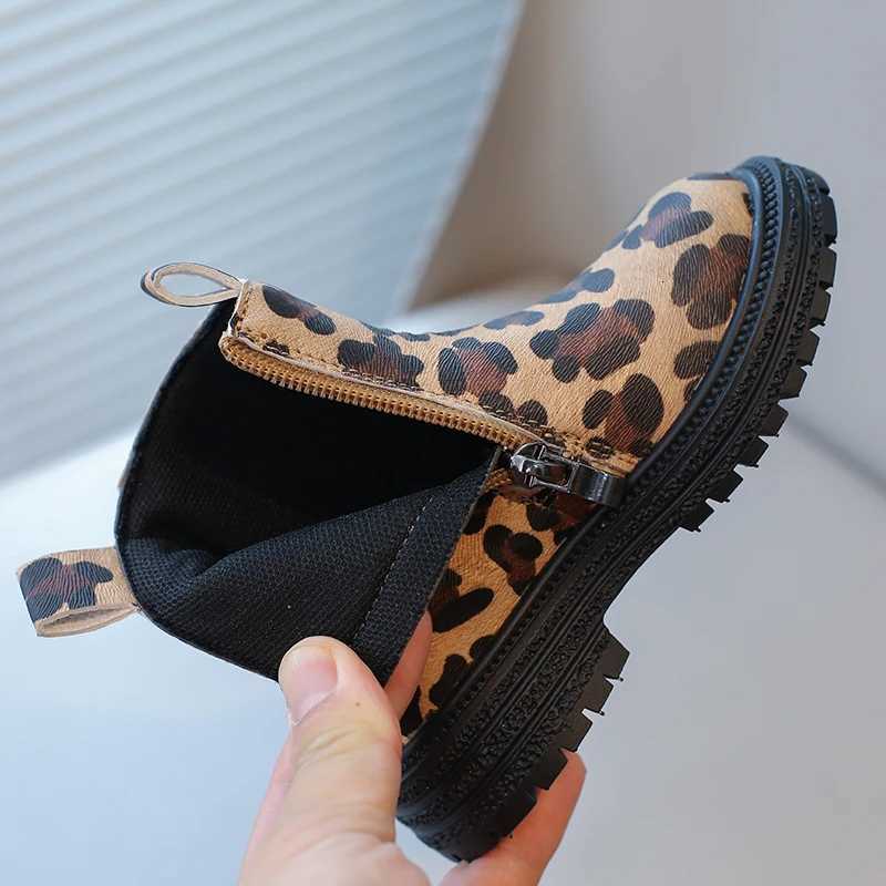 Childrens Short Boots Leopard Print Chelsea Boots 2025 New Autumn Trend Runway Baby Platform Chimney Shoes for Girls I08025 XJ250812