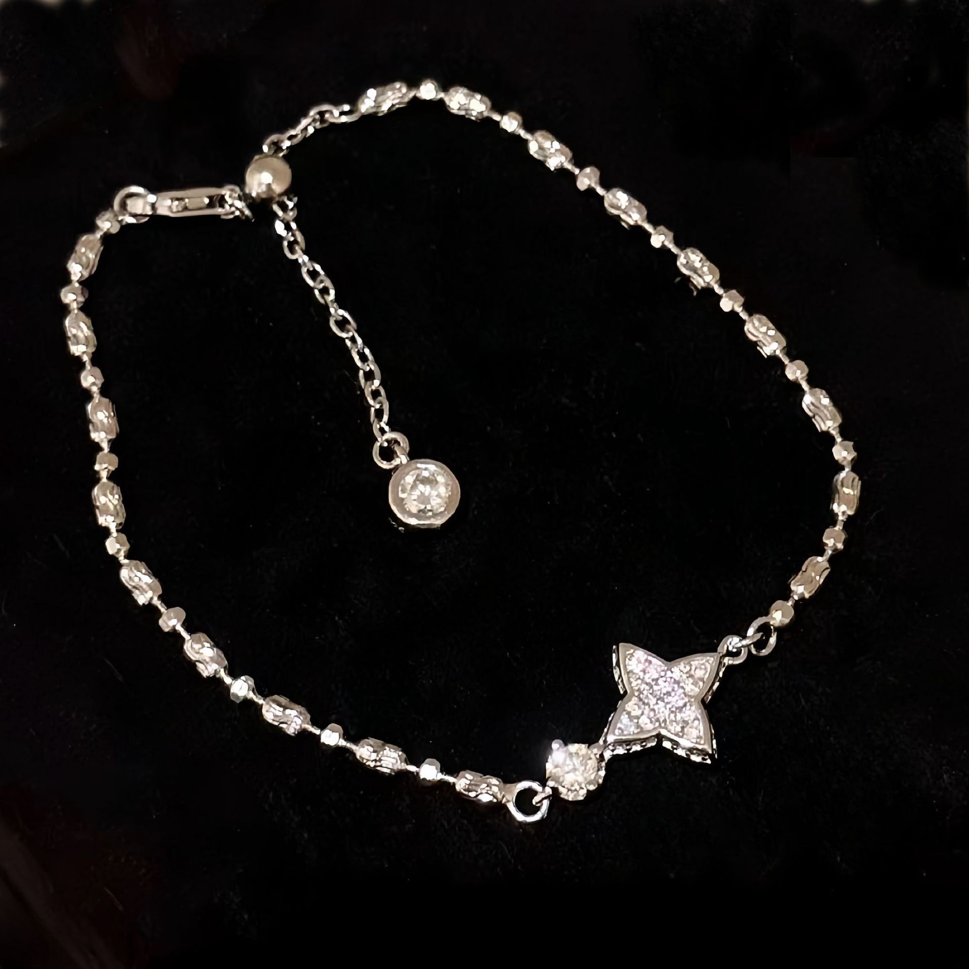 Zircon Star Pendant Pull-out Fashionable Elegant Temperament Bracelet Exquisite Light High-end Feel Jewelry