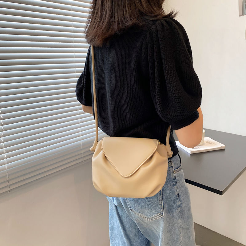 designer bag Summer High-End Niche Design Textured Small Bag for Women 2025 Luxury bag New Fashion Versatile Crossbody Bag