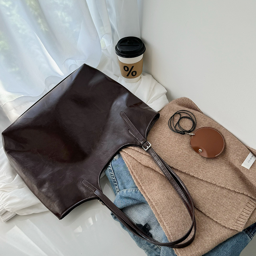 Warm Tea Autumn Sun Single Shoulder Large Capacity New Tote Student Class Soft Leather Bag for Women ddmymarket