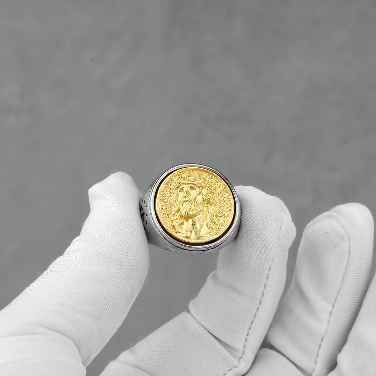 Stainless Steel Jesus Cross Ring Mens Fashion Classic Religious Amulet Accessories Hip Hop Punk Biker Jewelry Gift Wholesale 250812