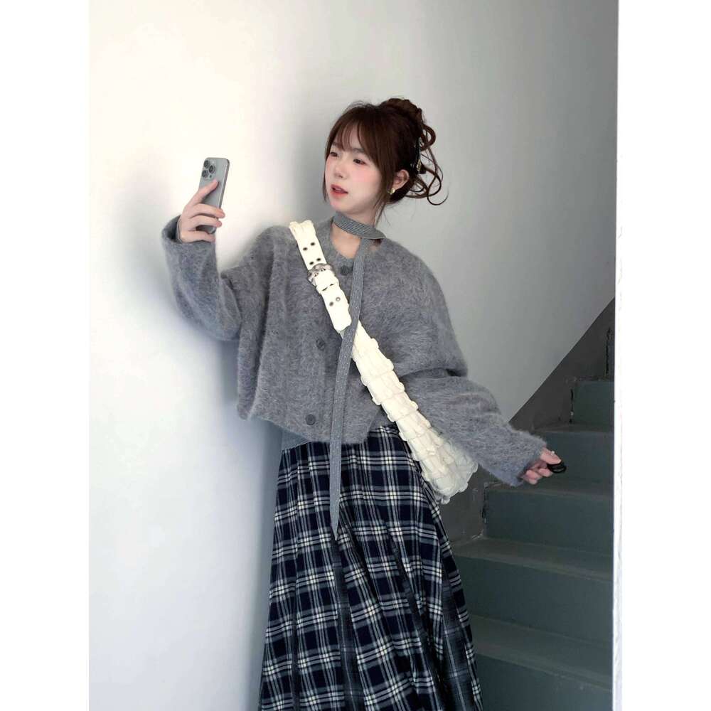 toteBag Shoulder bag ROSE NOIRE Niche Design New High End Cloud Bubble For Women Large Capacity Commuter Crossbody Bag Trendy