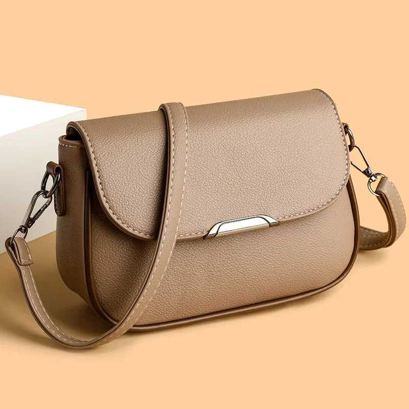 2025 New High Beauty Bag for Women Large Flip Cover Postman Small Square Bag Single Shoulder Crossbody Fashion Versatile Handbag Z250812