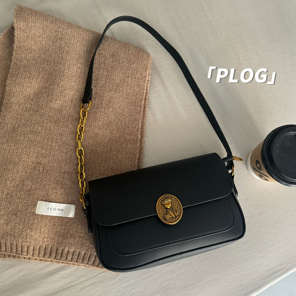 French Baguette Small Square Stylish Fashion Chain Commuter Underarm for Women Niche Versatile Shoulder Crossbody Bag ddmymarket