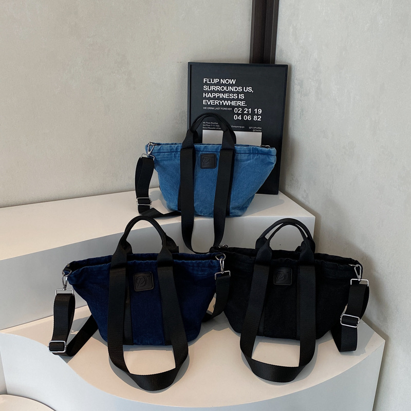 Large Capacity Denim for Women New Simple Versatile Commuter Shoulder Handheld Tote Bag