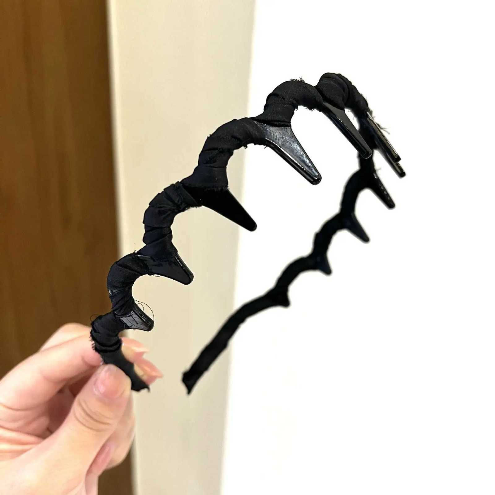 Korean Bangs Broken Hair Teethed Non-slip U Shape Hair Hoops Hairbands For Women Girls Sweet Band Fashion Hair Accessories X250812