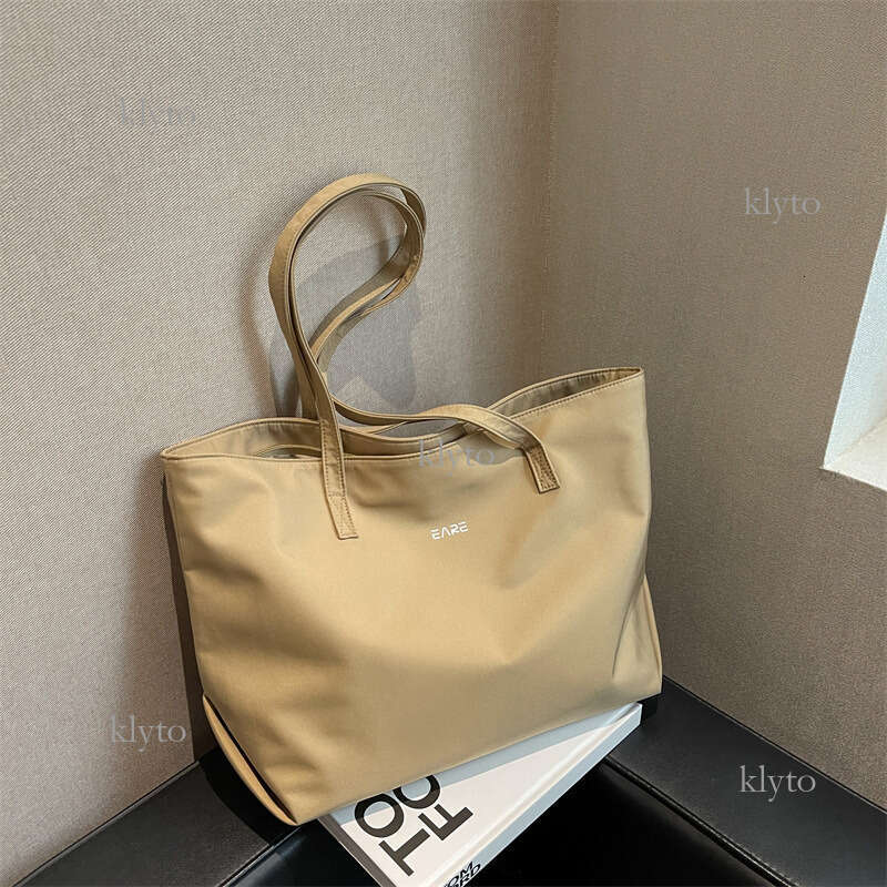 Designer Nylon tote bag Waterproof Single Shoulder Canvas Commuter for Women Capacity Summer Work Tote Handheld Large Bags