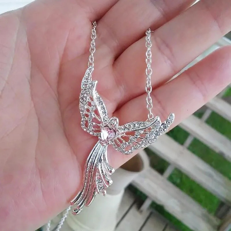 Fashionable Income Angel Wing Necklace Exquisite Angel Beloved Pendant Mothers Day Christmas Party Girl Gift 250807
