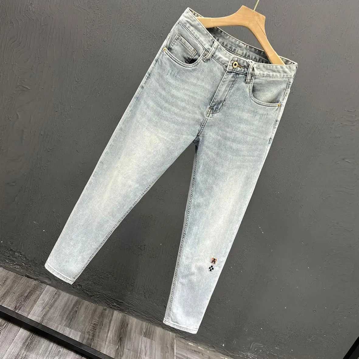 New Stylish Mens Denim Jeans Fashion Skinny Pants Summer 2023 Cowboy Casual Long Embroidery Washed Luxury Clothing for Men X250812