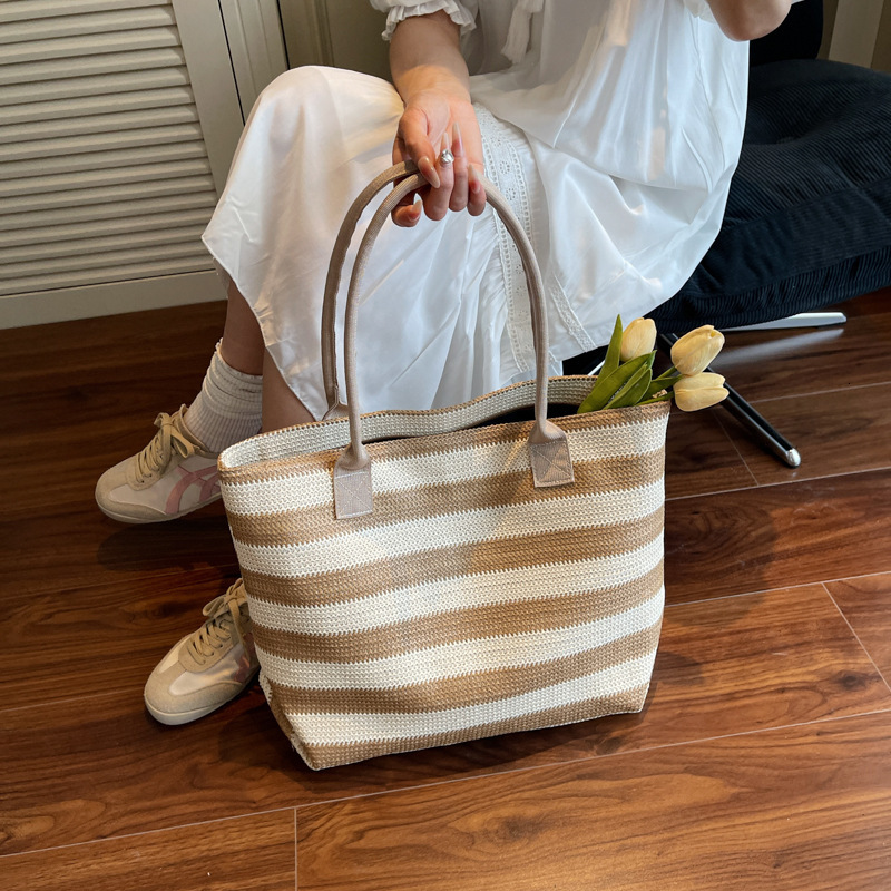 Summer Large Capacity Woven for Women New Versatile Ins Style Color-Block Striped Beach Straw Bag