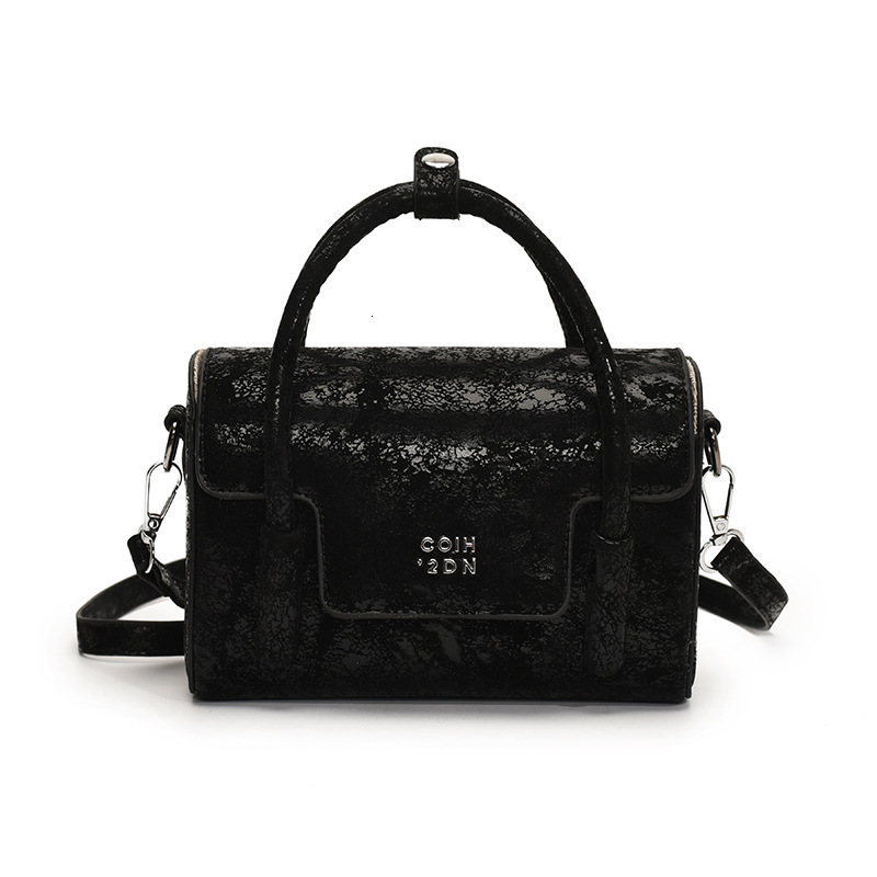 New Fashion Small Square for Women, Design with a Sense of Sophistication, Commuter Handbag, Single Shoulder Crossbody Bag