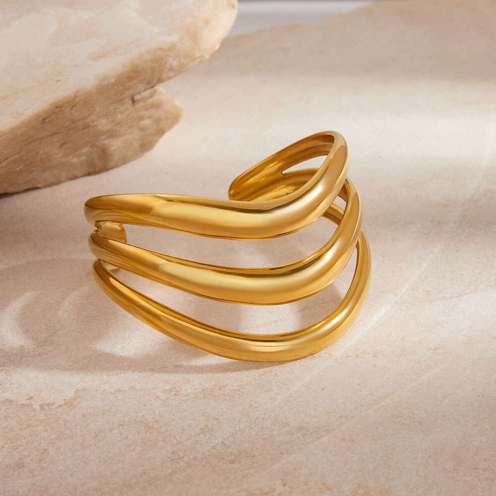 Stainless Designer Hollow Multi-layer Jewelry Open Plain R Bracelet for Women High-end Jewelry Titanium Steel Hand Accessories