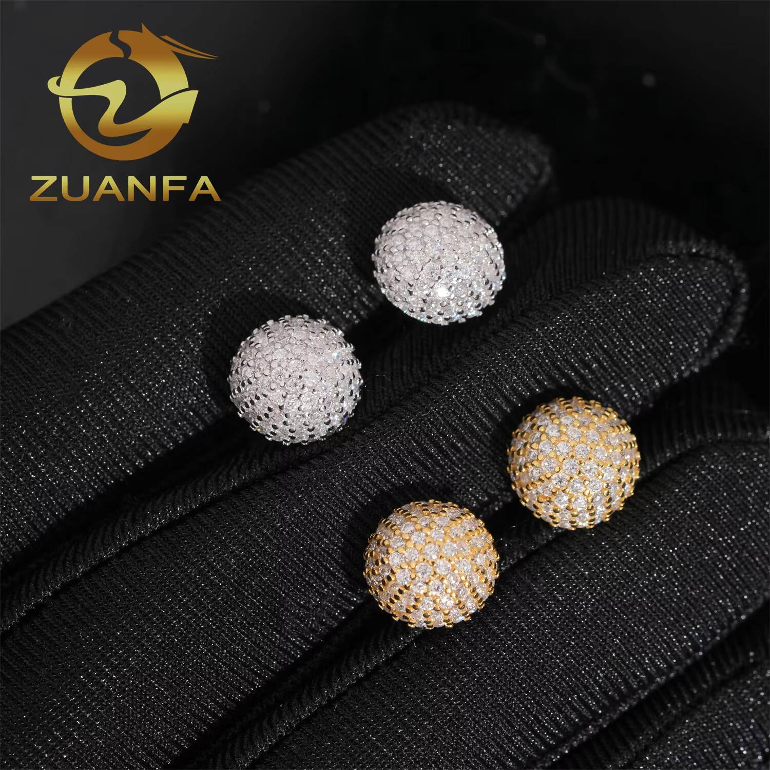 Wholesale VVS Half Ball Moissanite Earrings Screw Back Iced Out Stud Earrings 925 Silver Hip Hop Earrings Pass Diamond Tester