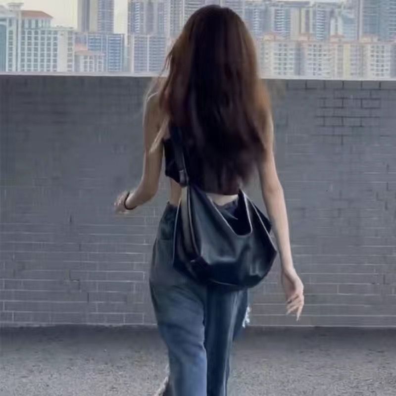 designer bag Large Capacity Crossbody Bag for Women, Spring and Summer, University Class Luxury bag Design, Soft Minimalist Style, Commuter Soft Leath