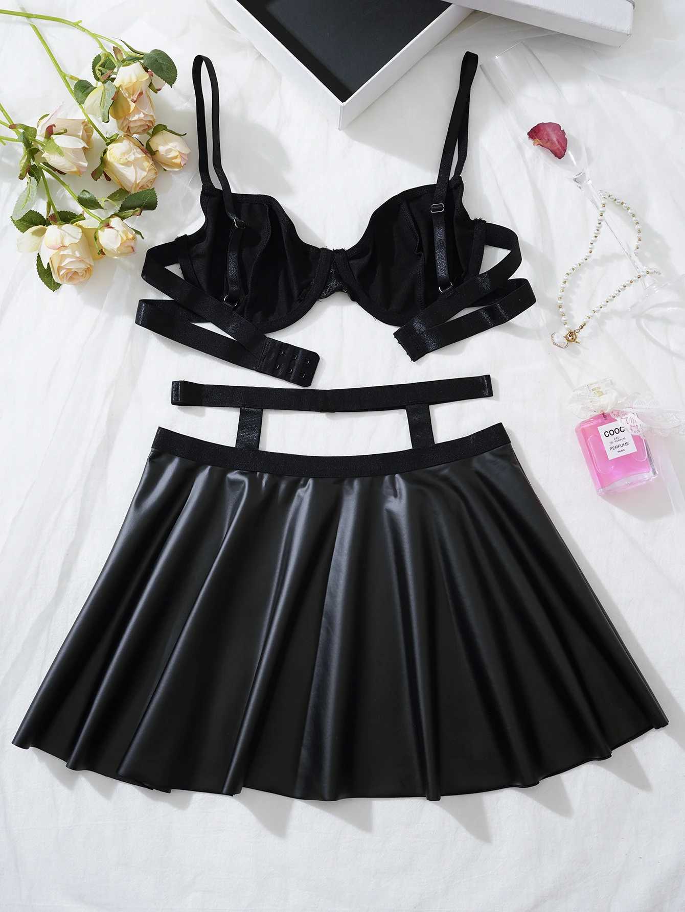 New Fashion Women Sexy Bras And Skirts Set Leather Adjustable Shoulder Strap Underwear Breathable Erotic Lingerie Ruffle SkirtXJ250812