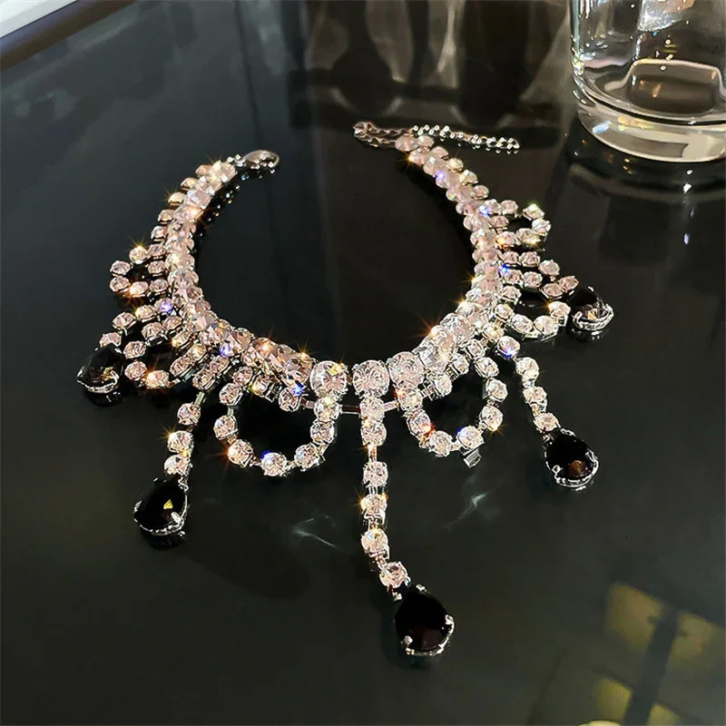 FYUAN Black Water Drop Crystal Choker Necklaces for Women Long Tassel Rhinestones Necklaces Statement Jewelry 250807