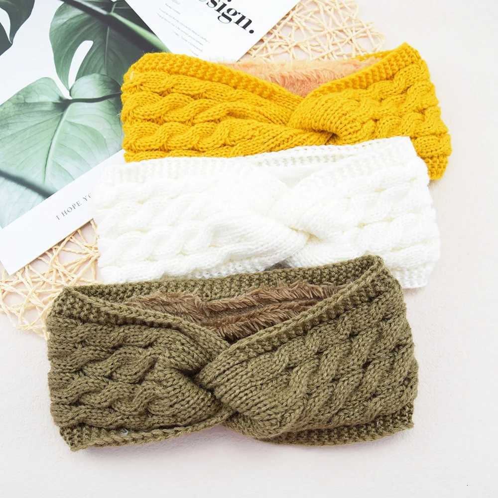 New in Plush Thick Wool Knitting Sports Band Autumn Ear Protection Ear Warmer Wen Thermal Insulation Cold Proof Cover X250812