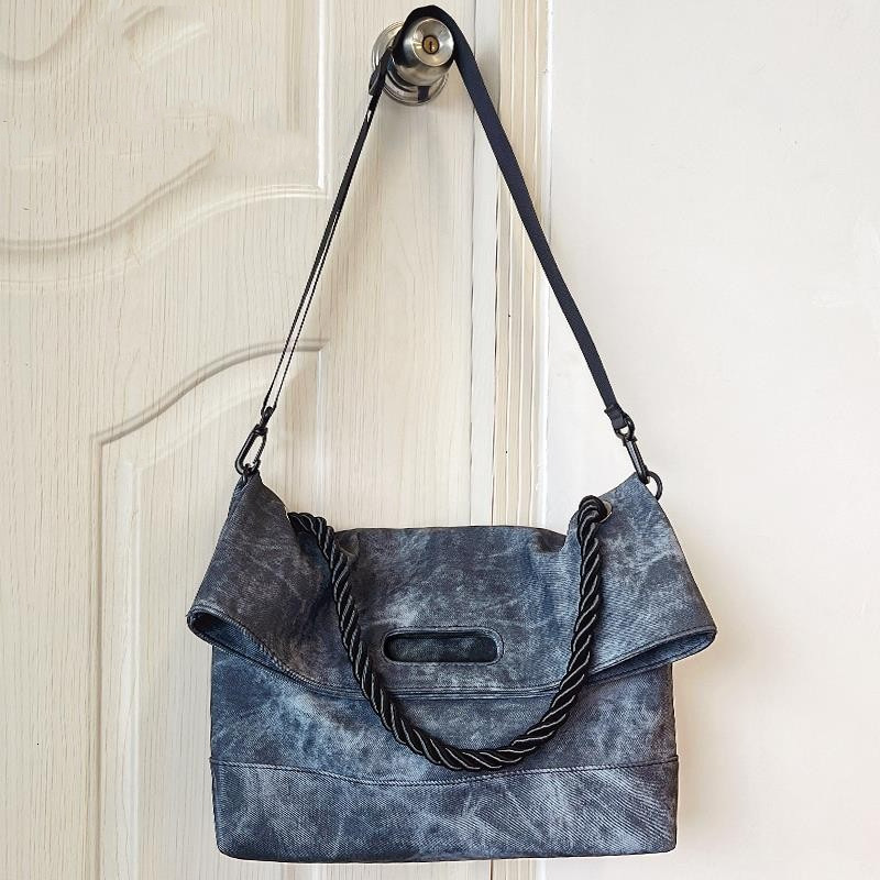 Luxury bag designer bag Faux Denim Soft Leather Tote Bag for Women 2025 Class Commuting Large Capacity Crossbody Bag Commuting Large Shoulder Bag