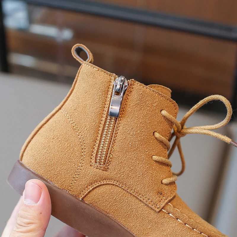 Nubuck Leather Childrens Shoes Winter Sle Boys Plush Warm Short Boots Anti Slip Frosted Girls Soft Soled Boots Comfortable XJ250812