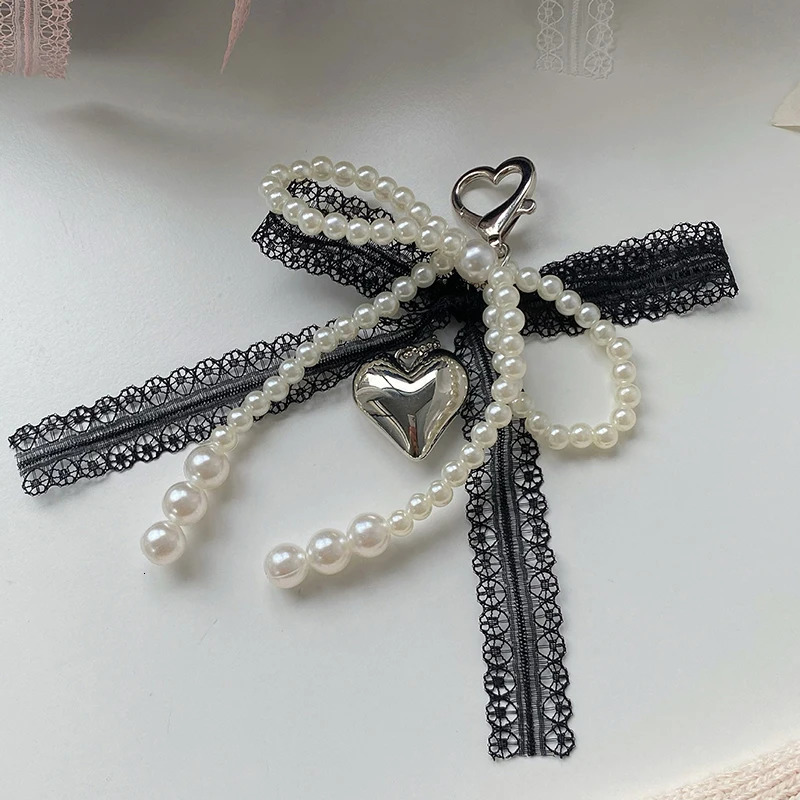 Sweet Pearl Bow Keychain Heart Lace Pendant Car Keychain Korean Y2K Beauty Girl Bag Pendant Accessory Gift 250811