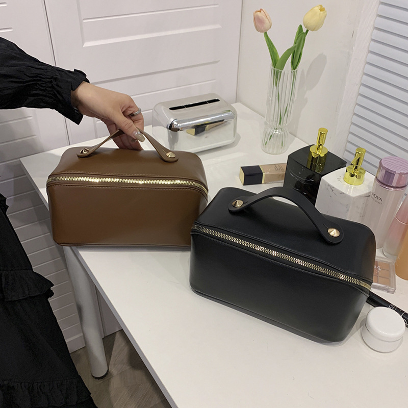 Trendy Portable Women's Handbag Large Capacity Multifunctional Toiletry Pillow Makeup Bag for Women