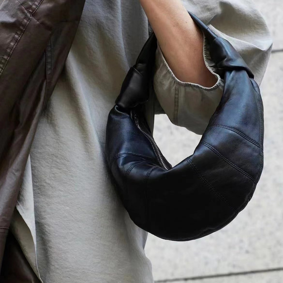 Women's Underarm Bag 2025 New Leather Shoulder Handbag Horn Bag Women's Genuine Leather Bag