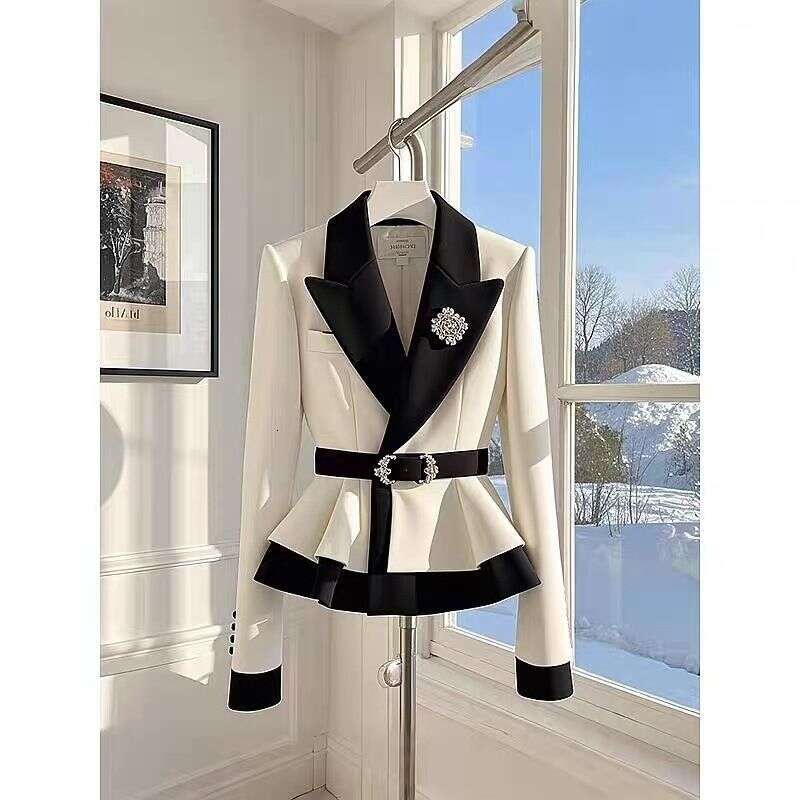 Clothing Spring New Small Suit Jacket Women's Short Style Temperament Casual Versatile Slim Fit Young High End Female Hot Selling