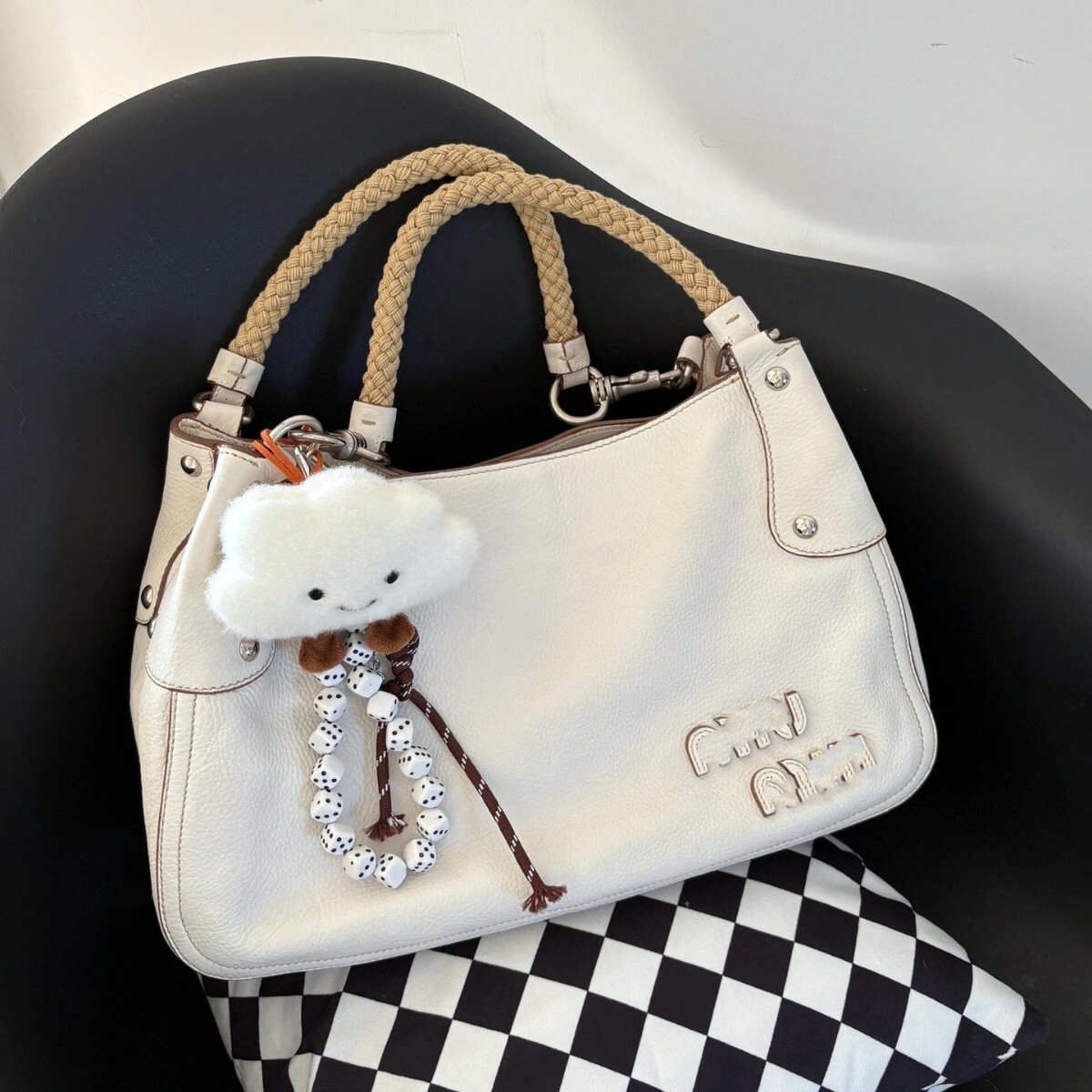 Women's Commuter Bag Large Capacity 2025 Designer New Multi functional Shoulder Crossbody Bag Casual Fashion Bucket Bag