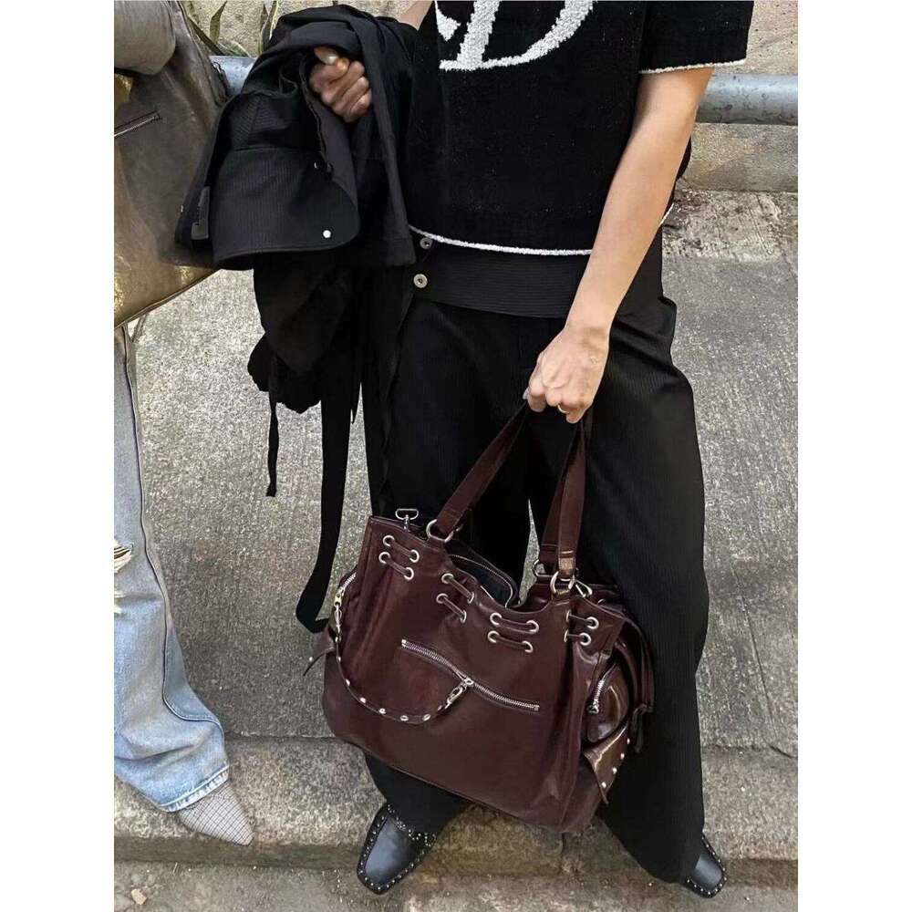 toteBag Shoulder bag ROSE NOIRE Deinet For Women Spring Summer New Rivet Motorcycle Style Large Capacity Crossbody Tote Bag Trendy